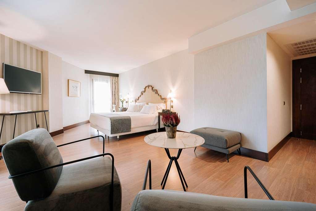 Palacio De Aviles Affiliated By Melia Værelse billede A room at the hotel